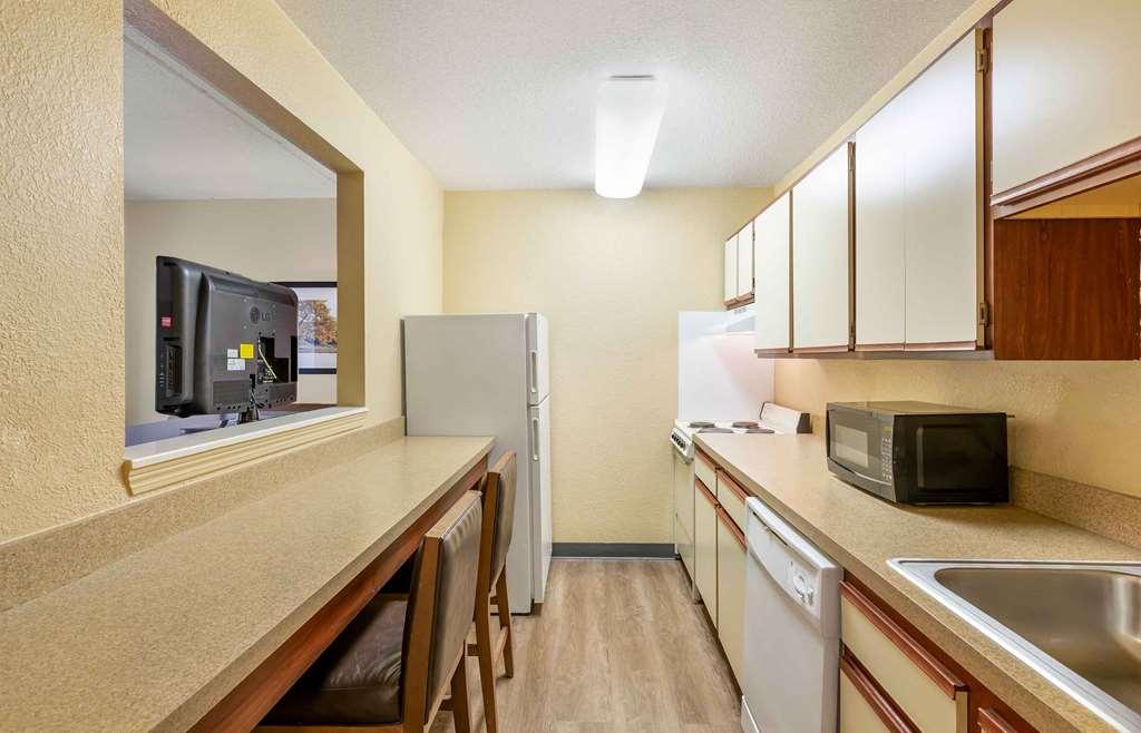 Extended Stay America Suites - Cleveland - Middleburg Heights Ruang foto